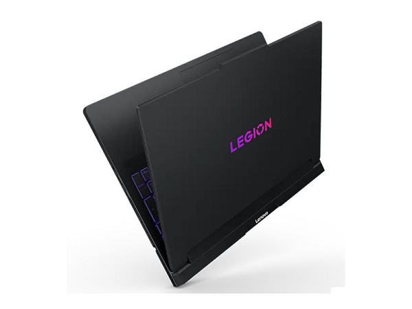 Preview: Lenovo Legion Pro 7 16IAX10H -  Core Ultra 9 275HX rechts