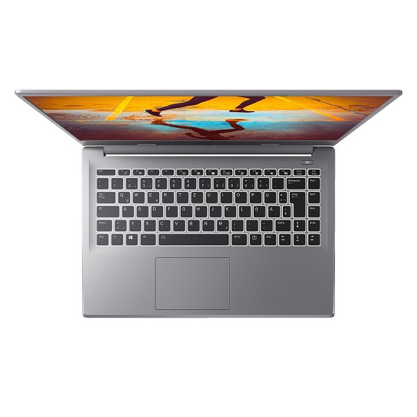 Medion Akoya S17403, Core i5-10210U, 8GB RAM, 512G links