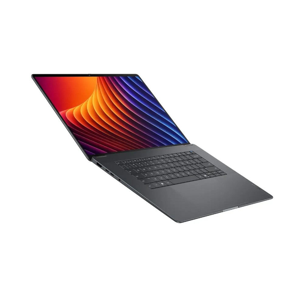 HP ZBook Ultra G3a 16, 16" 3K OLED Touch, AMD Ryzen AI Max+  innen